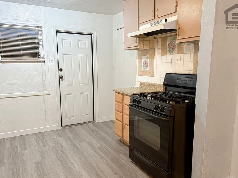 903 W Pierson St #1 — Photo 10