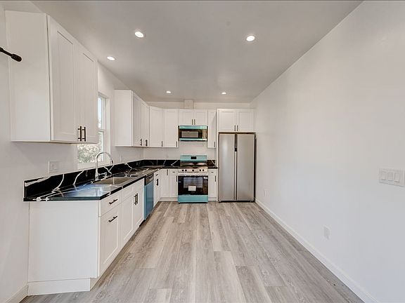 2nd image of 7248 Canyon Hill Way Unit 1