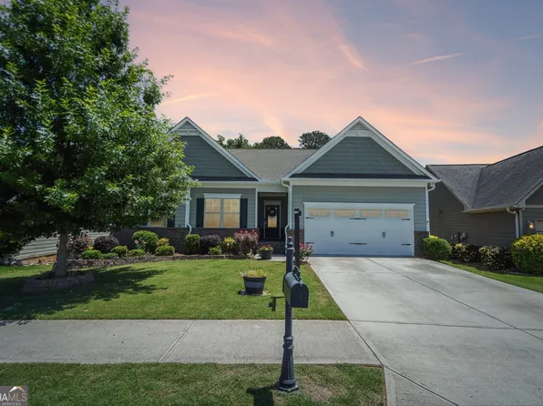 4601 Sweetwater Dr, Gainesville, GA 30504