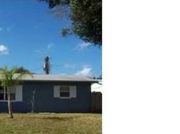 8740 55th Way, Pinellas Park, FL 33782