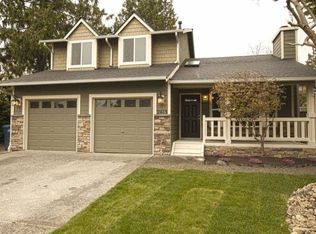 2613 203rd St SW, Lynnwood, WA 98036