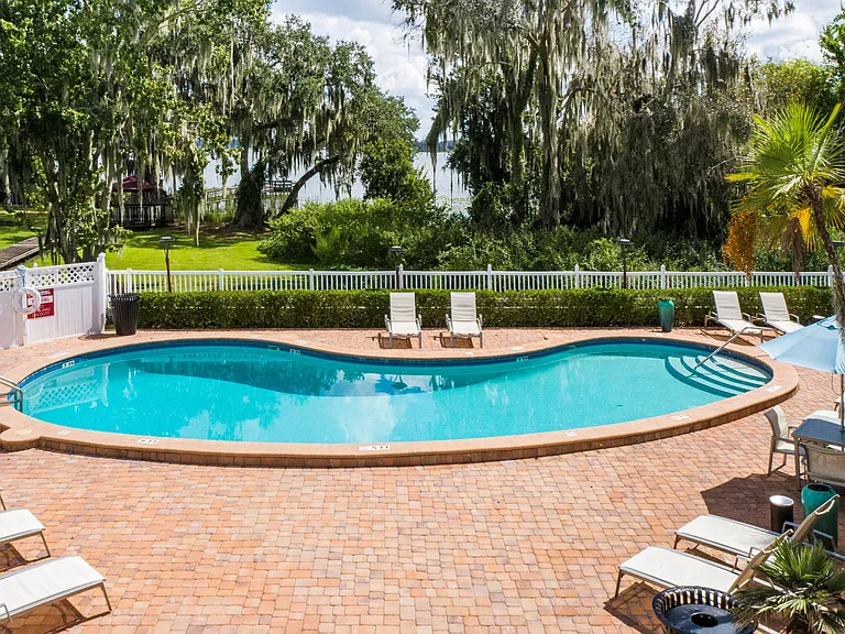 Reserve at Lakeland Apartment Homes — Photo 30