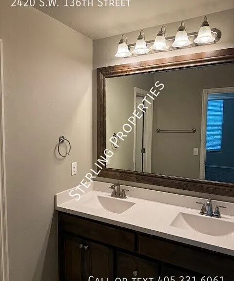 2420 SW 136th St — Photo 30