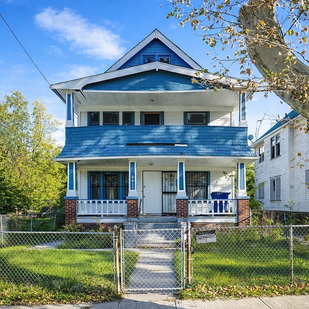 9529 Mount Auburn Ave — Photo 1