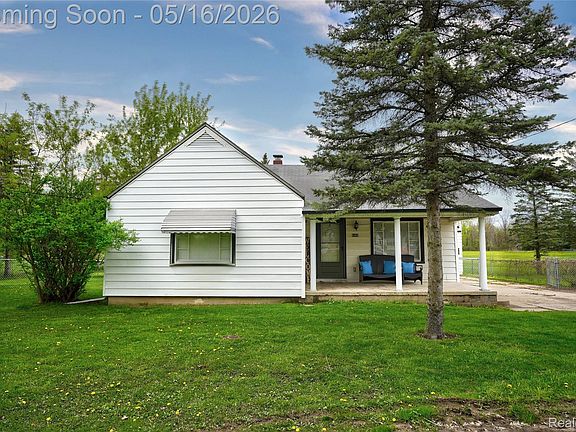 2nd image of 6383 Lapeer Rd