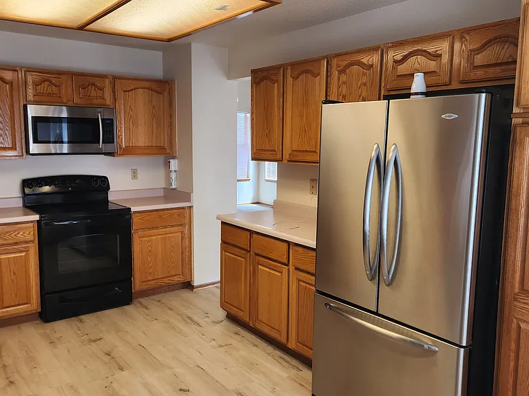 4020 Breaking Dawn St — Photo 11