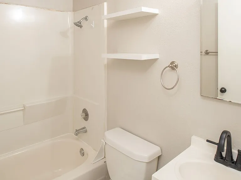 Sierra View Townhomes — Photo 10