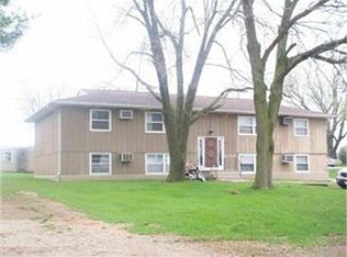 303 Cottage St NW #2, Shellsburg, IA 52332