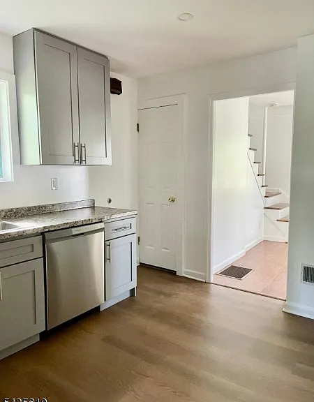 355 Elm St — Photo 9