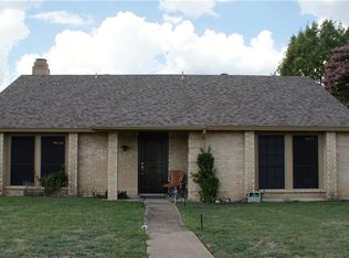 412 Olympus St, Cedar Hill, TX 75104