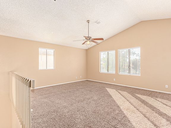 4th image of 921 S Val Vista Dr Unit 68
