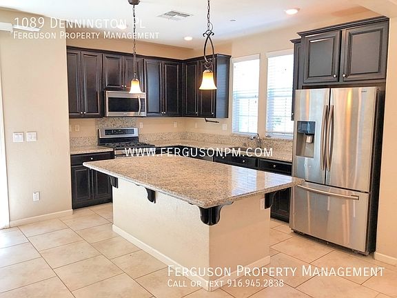 3rd image of 1089 Dennington Pl