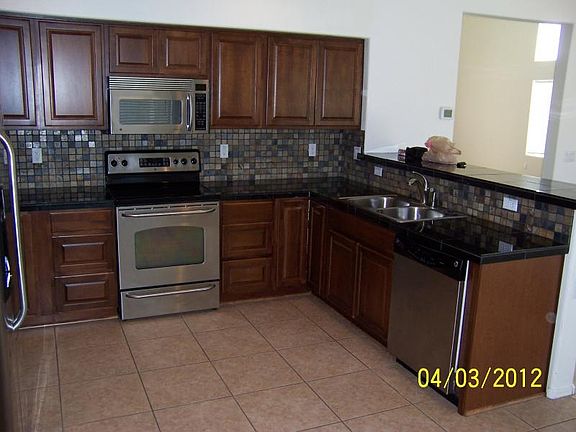 3rd image of 779 W Desert Basin Dr