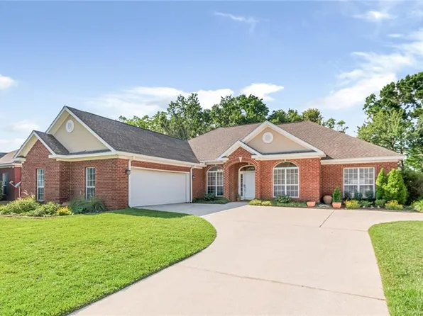 8520 Gayla Ct, Mobile, AL 36695