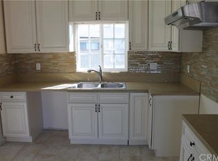 10932 Noble Ave, Mission Hills, CA 91345