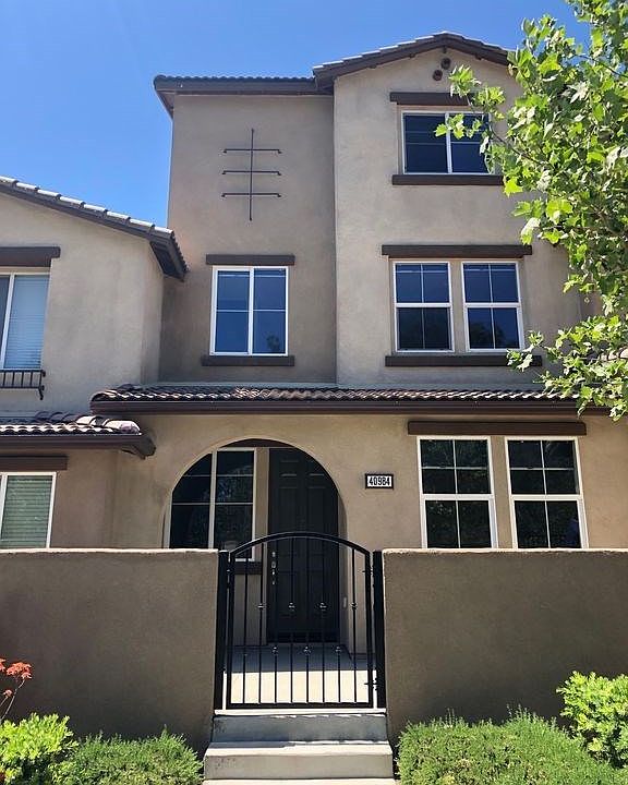 1st image of 40984 Lacroix Ave