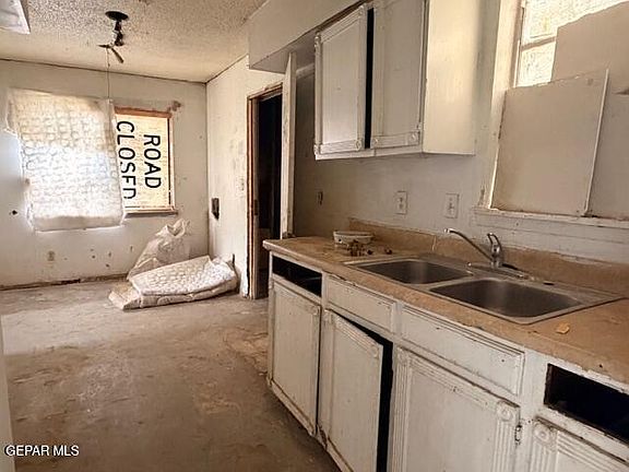 2nd image of 5312 Dearborne Dr