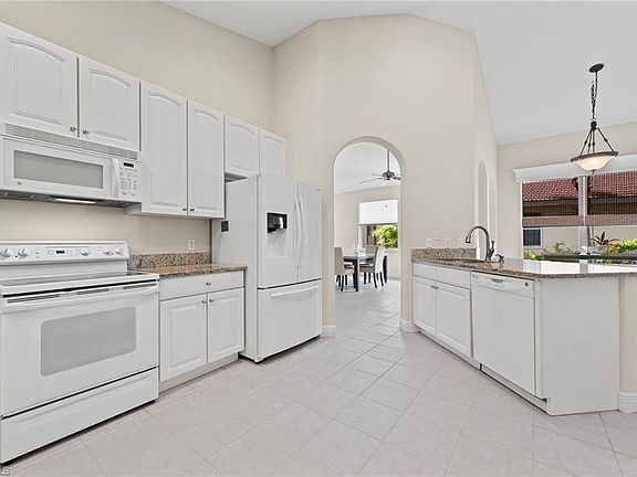 2nd image of 8507 Bent Creek Way