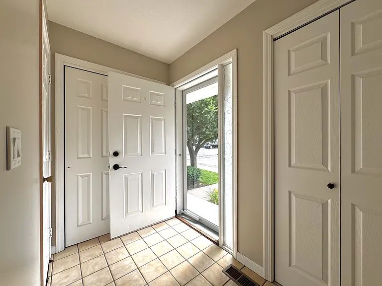 114 Oak Ridge Dr #114 — Photo 3