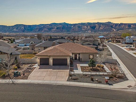 2nd image of 944 Adobe View Way