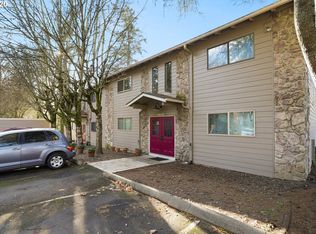 3208 SW Carson St, Portland, OR 97219