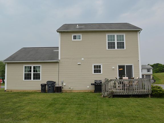 3rd image of 64 Northview Dr