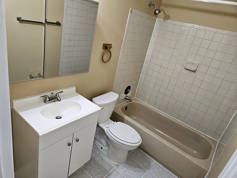 2612 Heth Ct — Photo 24
