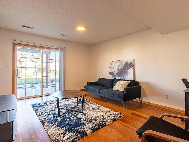 3364 S Jamie Ln — Photo 8