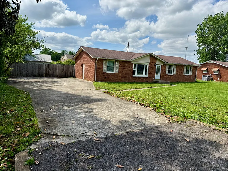 3404 Durrett Dr — Photo 20