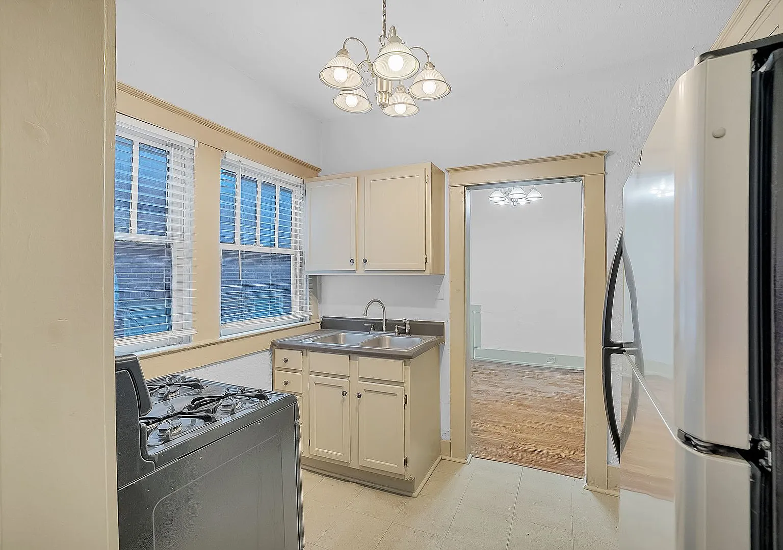 Highland Court II Apartments — Photo 3