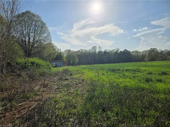 0 Falcon Rd, East Bend, NC 27018