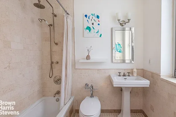 Rented by Brown Harris Stevens | media 20