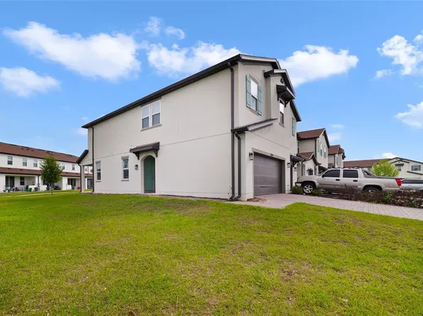 4371 Creek Cove Ln, Kissimmee, FL 34744