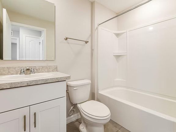 4th image of 1488 Dawnview Way #1