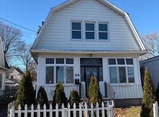 406 Newhall St, Hamden, CT 06511