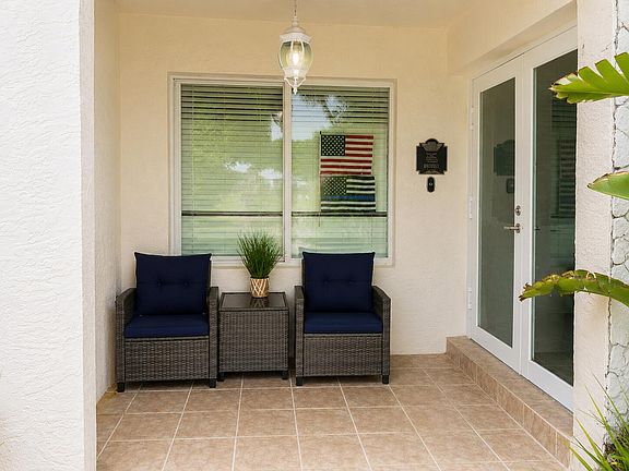 5th image of 16841 Royal Poinciana Drive