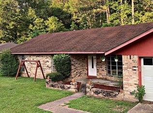 626 Pine Cone Dr, Haughton, LA 71037