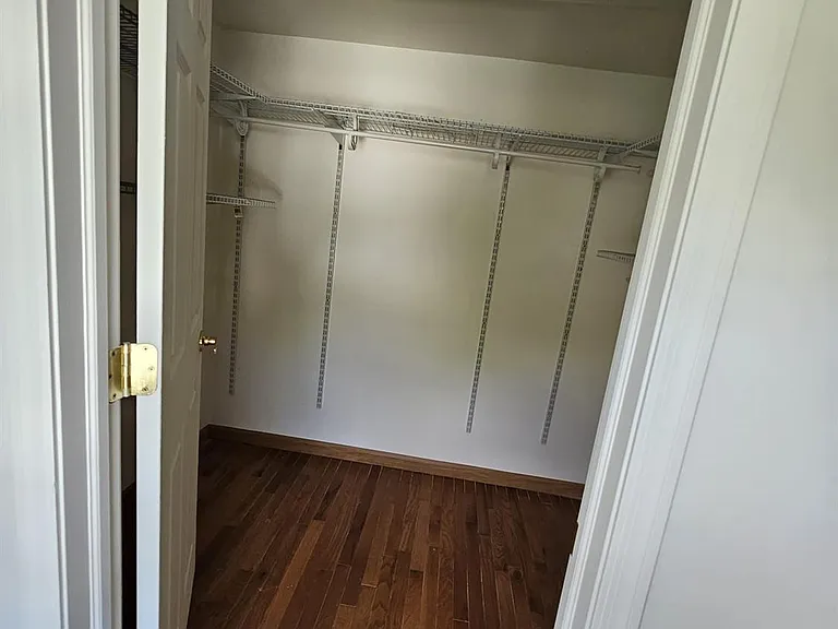 895 Madison Ave — Photo 22