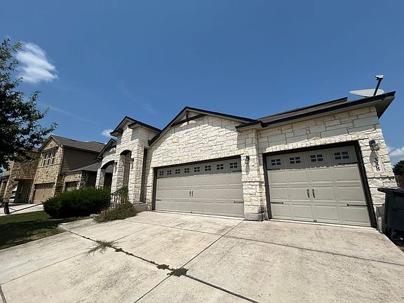 3rd image of 338 Oak Creek Way