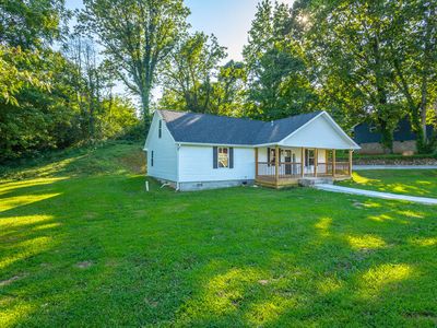 232 School St, Soddy Daisy, TN, 37379