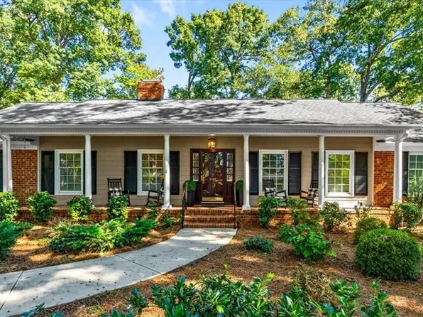 4102 Redwine Dr, Greensboro, NC 27410