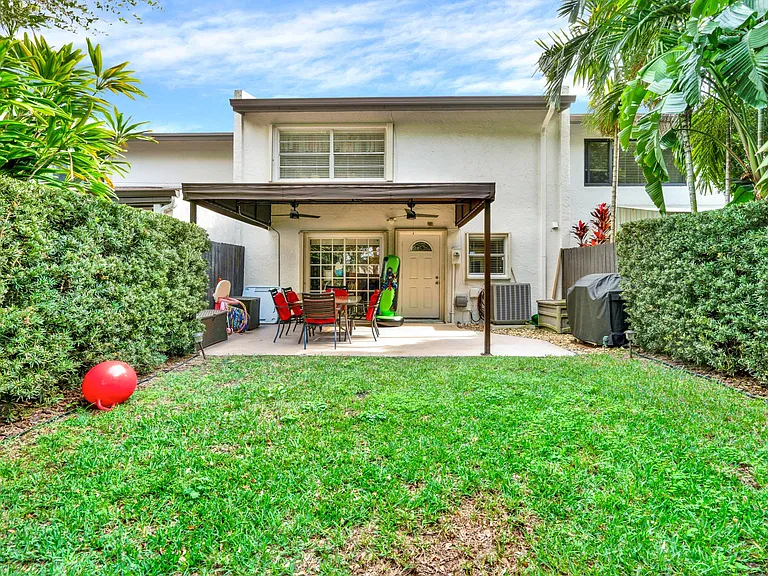 7104 SW 110th Ave — Photo 13