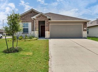 140 Fire Oak Dr, San Marcos, TX 78666