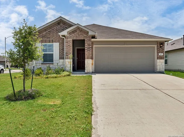 140 Fire Oak Dr, San Marcos, TX 78666