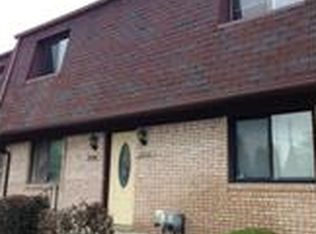 25390 Quarter Deck St, Harrison Twp, MI 48045