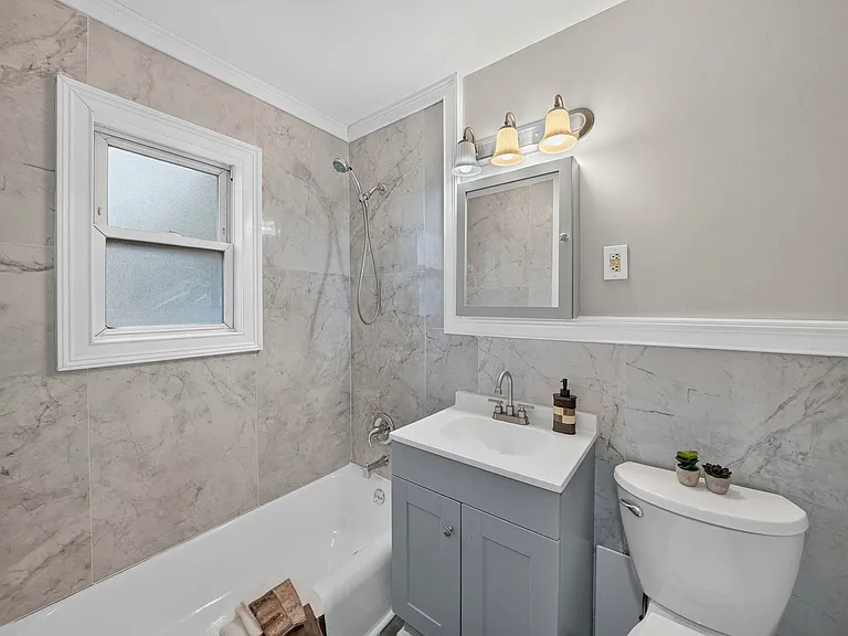 9052 New York Ave #1B — Photo 16