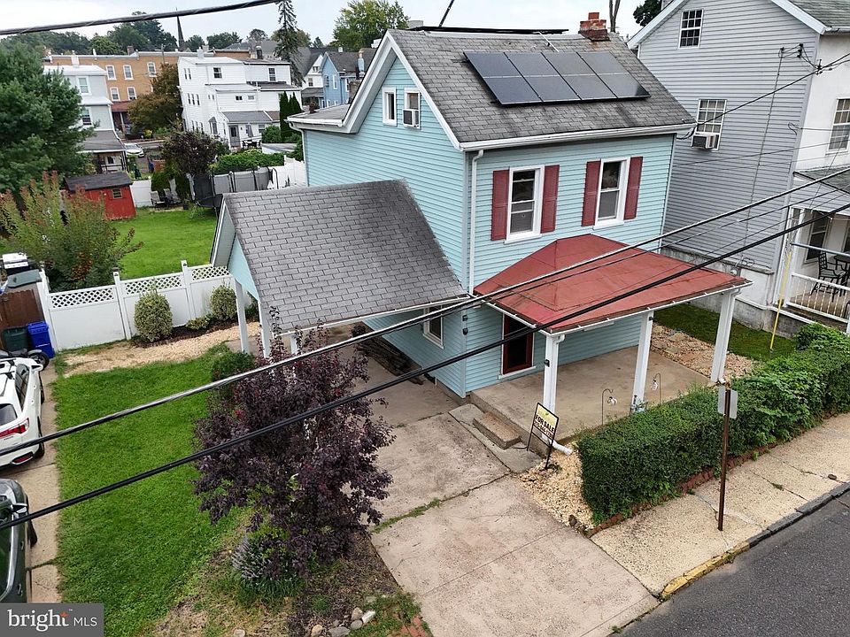 1st image of 446 Cedar St