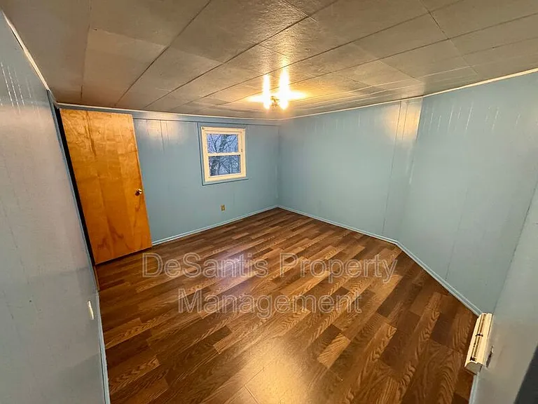 474 Spang Ave — Photo 23