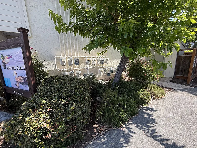 52 East 41st Place — Photo 31