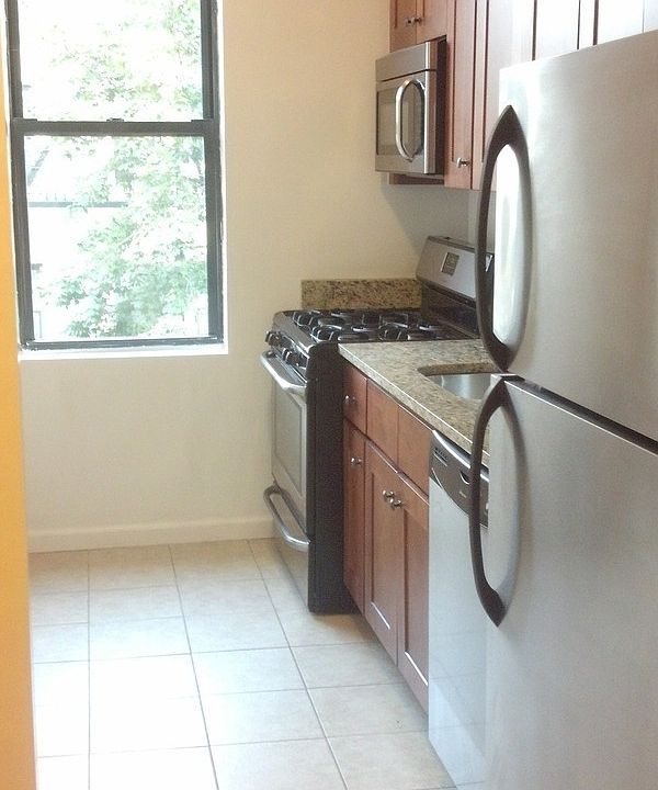 1st image of 3752 89th St APT 1A